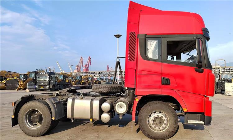 Shacman X3000 4x2 Truck Tractor for Sale In Ghana