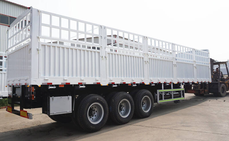 Tri Axle 50 Ton Livestock Trailer Price for Sale Near Me